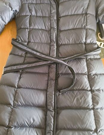 Hugo Boss Daunenmantel, Grösse 36, Top Zustand für Winter!