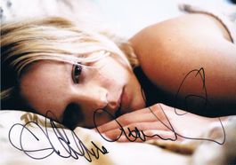 Abbie Cornisch 1982- Autogramm signiert Foto 20x30cm