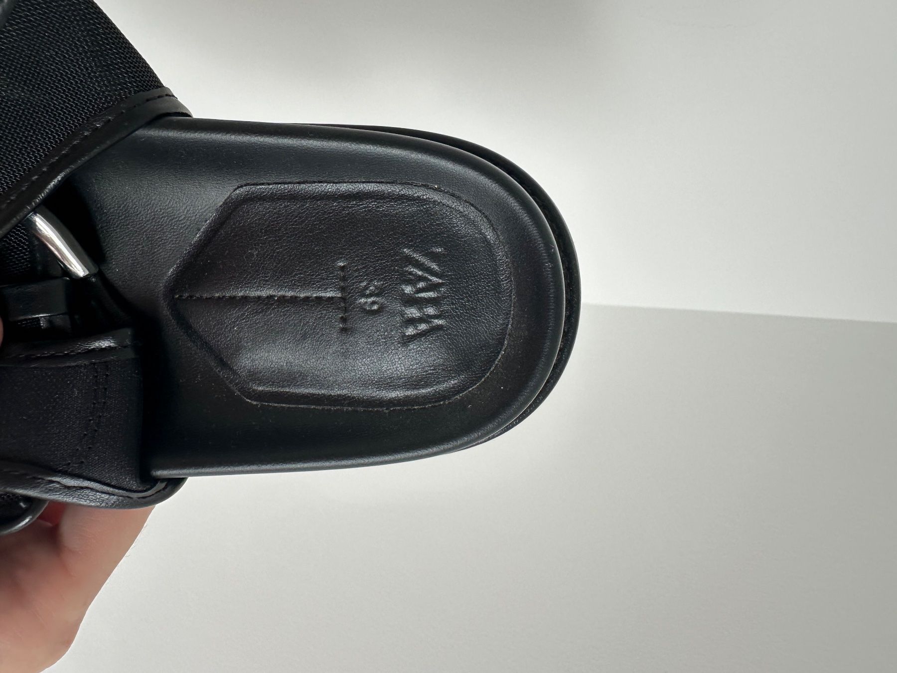Zara Scarpe da donna: Zara schwarze Sandalen Gr. 39 – Usato da Triesen venduto da ann_6mxb 2
