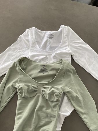 Cfab/ creamy Bodys langarm weiss, grün - Grösse XS neu