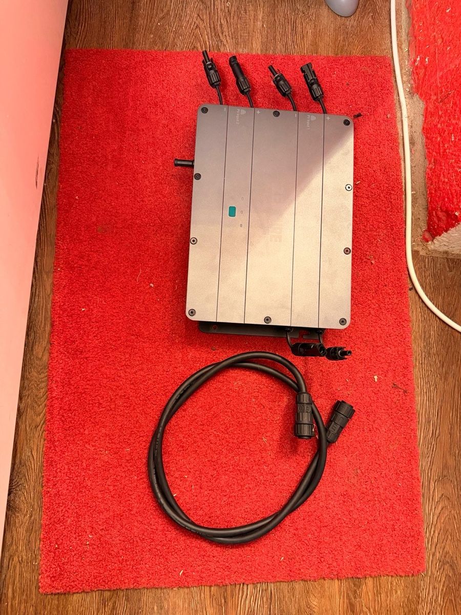 Zendure Caricabatterie: Zendure Solar Flow Top Zustand – Usato da Coeuve venduto da Saelee