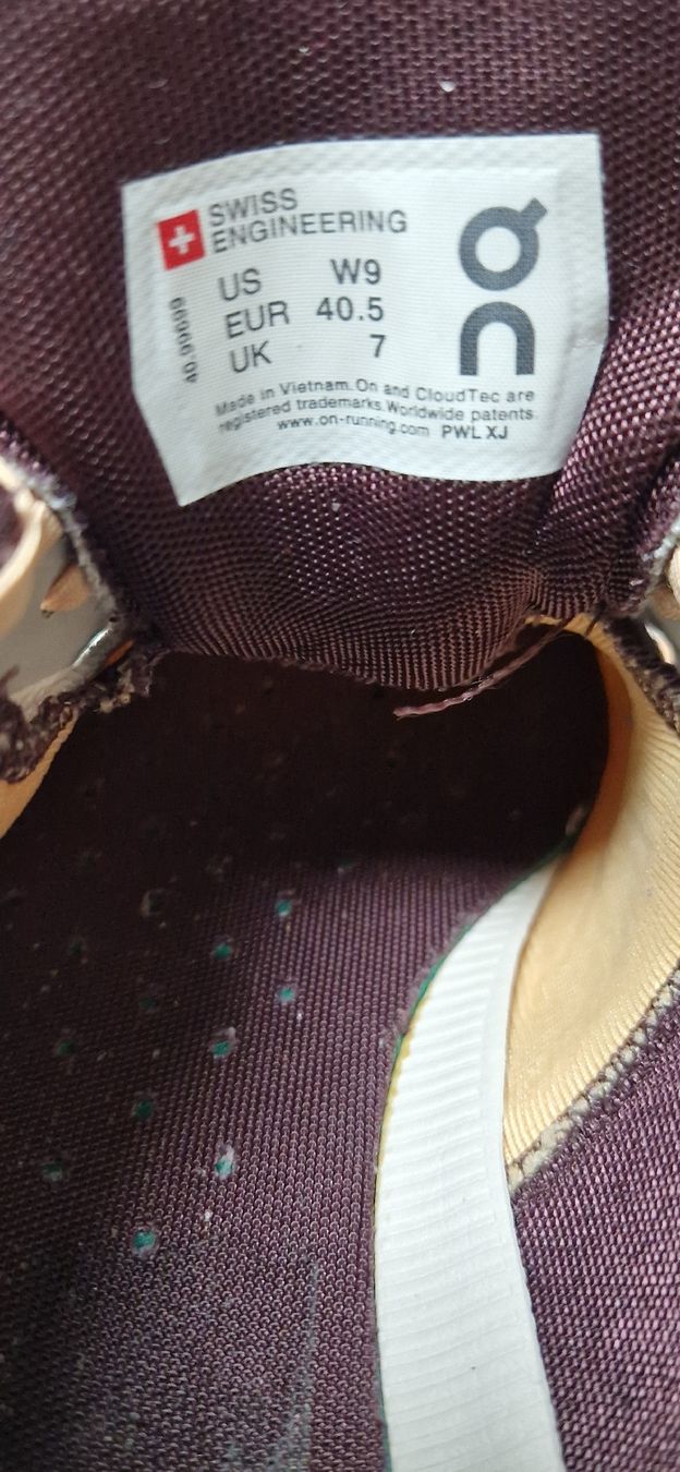 On Damenschuhe: On Cloud Gr.40.5 – Gebraucht aus Embrach von Musti20 4