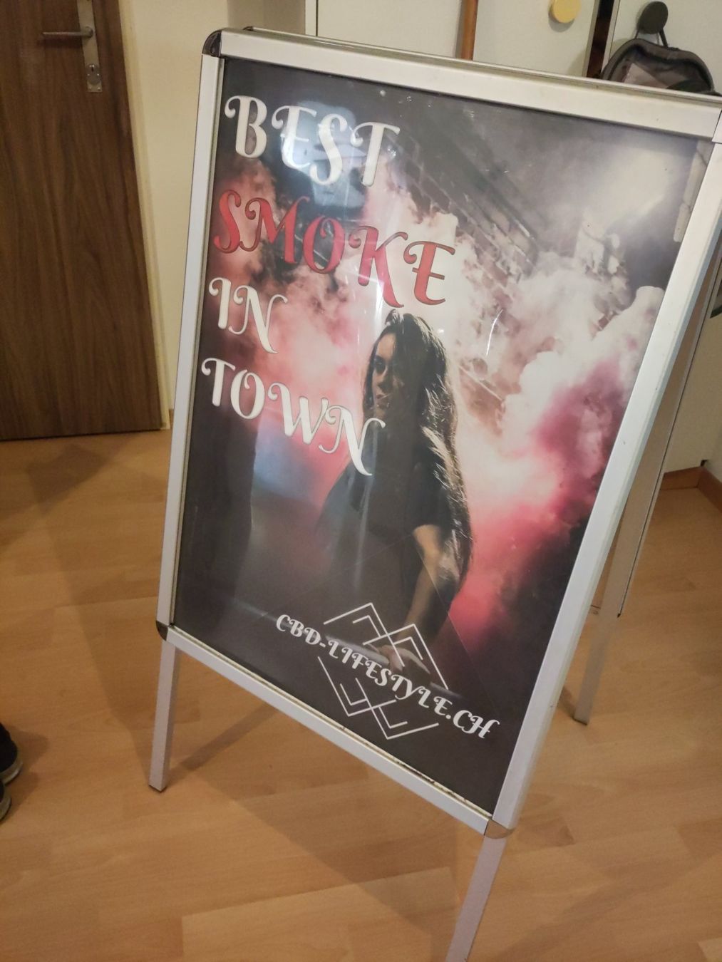 Allestimento di negozi e stand fieristici: Werbetafel 63x88cm – Usato da Schlieren venduto da Popolo11