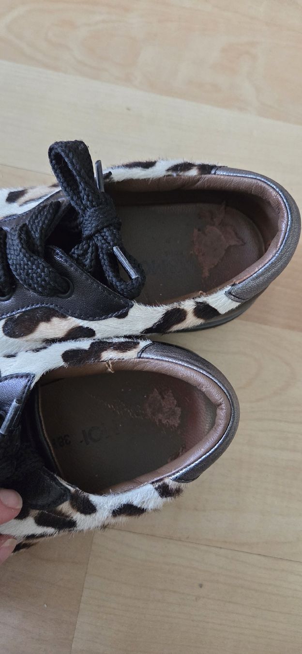 Max & Moi Damenschuhe: Max&Moi Sneakers mit Leo-Muster, Grösse 38. – Gebraucht aus Hellbühl von Veci02 6