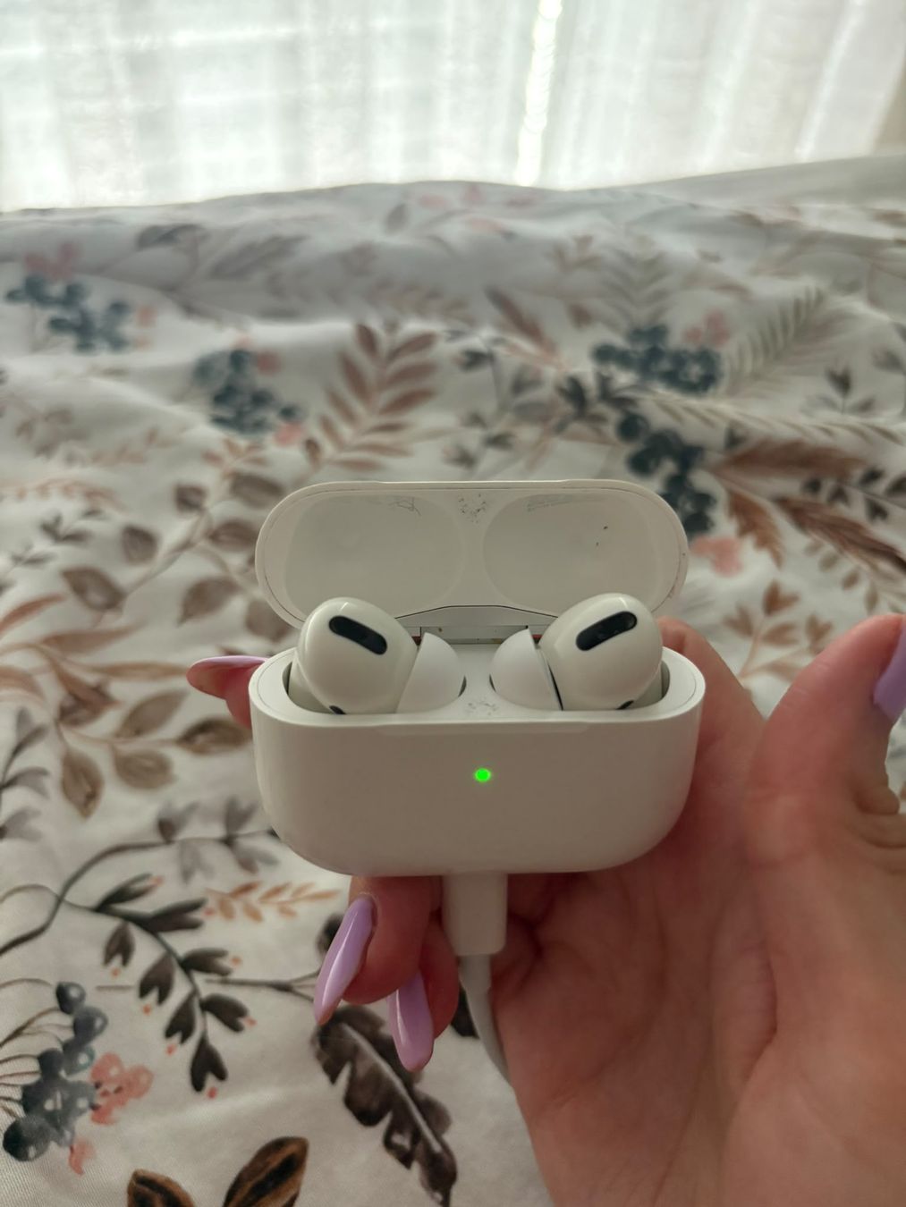 Apple Casques audio: AirPods Pro 1. Generation – D'occasion à Uznach par songoku759 2