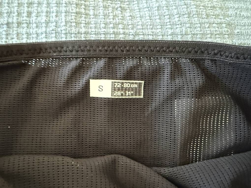 Salomon Cinture: Salomon Pulse Laufgürtel, Grösse S – Usato da Münchenstein venduto da S.2025 2