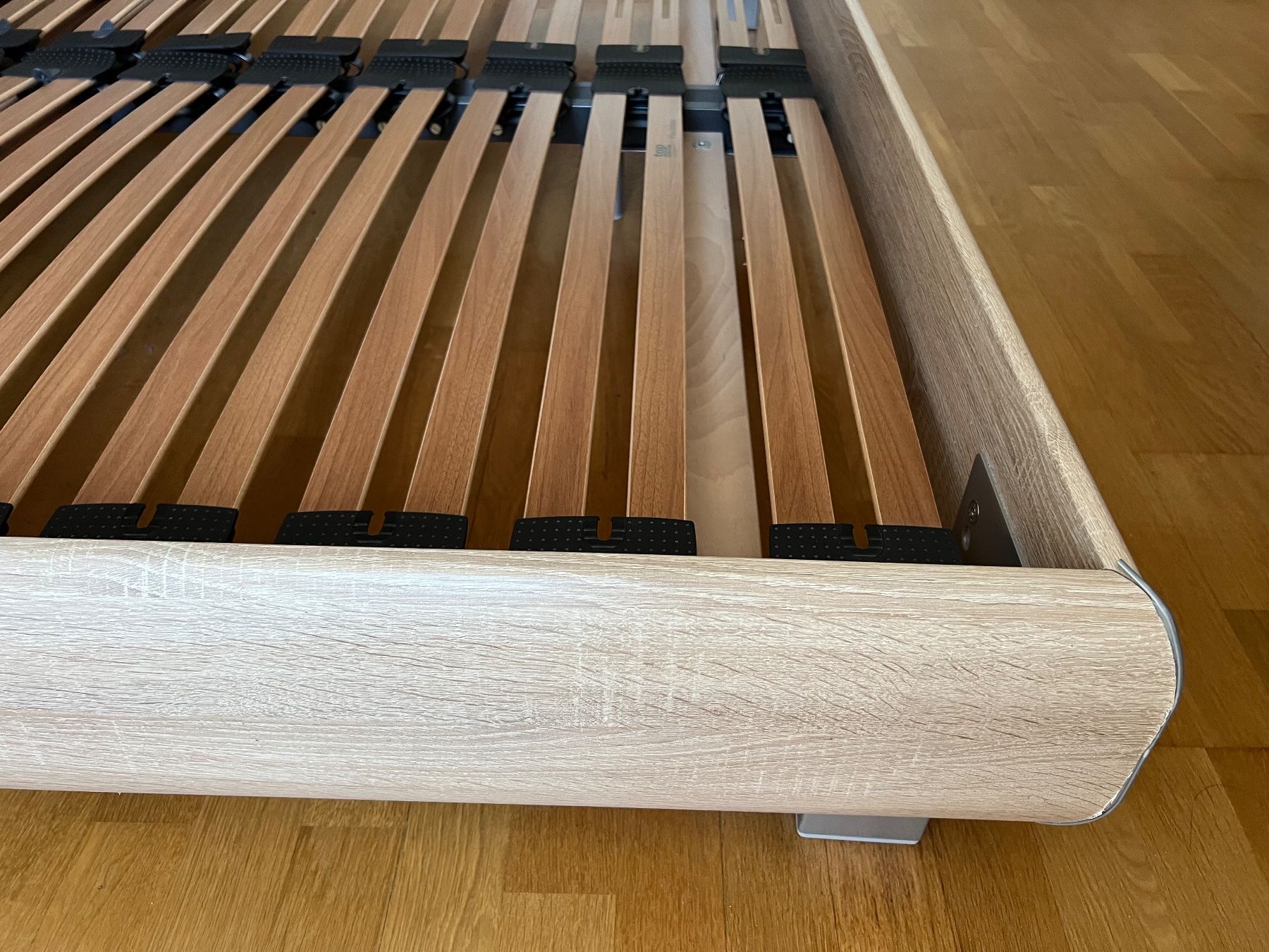 Letti: Bett mit Lattenrost 180 cm x 200 cm – Usato da Basel venduto da clembou 3