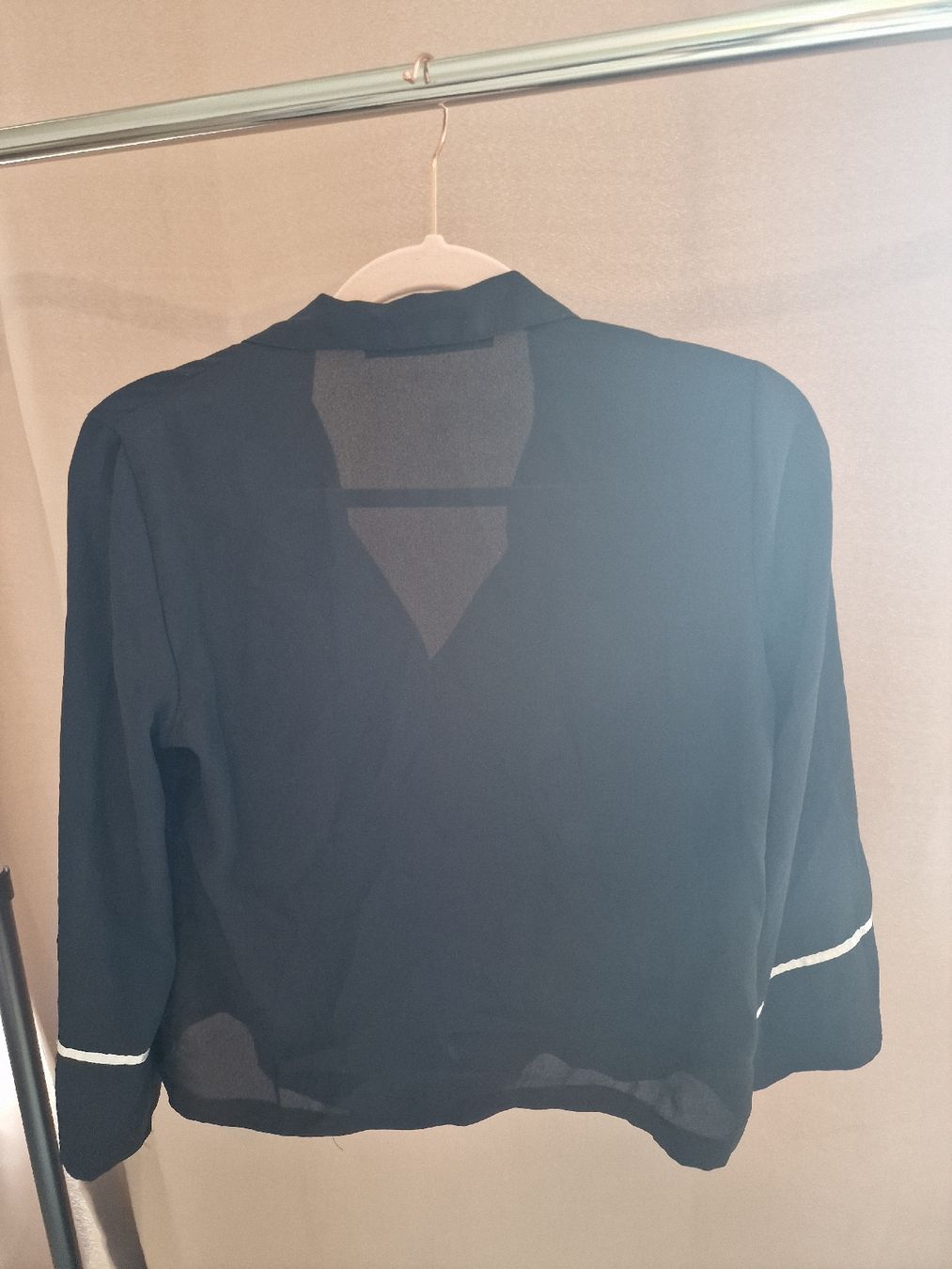Camicette: Bluse mit schöner Stickerei – Usato da Balgach venduto da kimo1 2