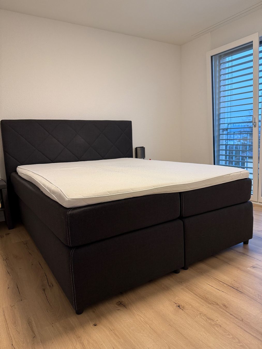 Betten: Boxspringbett – Neu (gemäss Beschreibung) aus Boniswil von Andrino_1 1