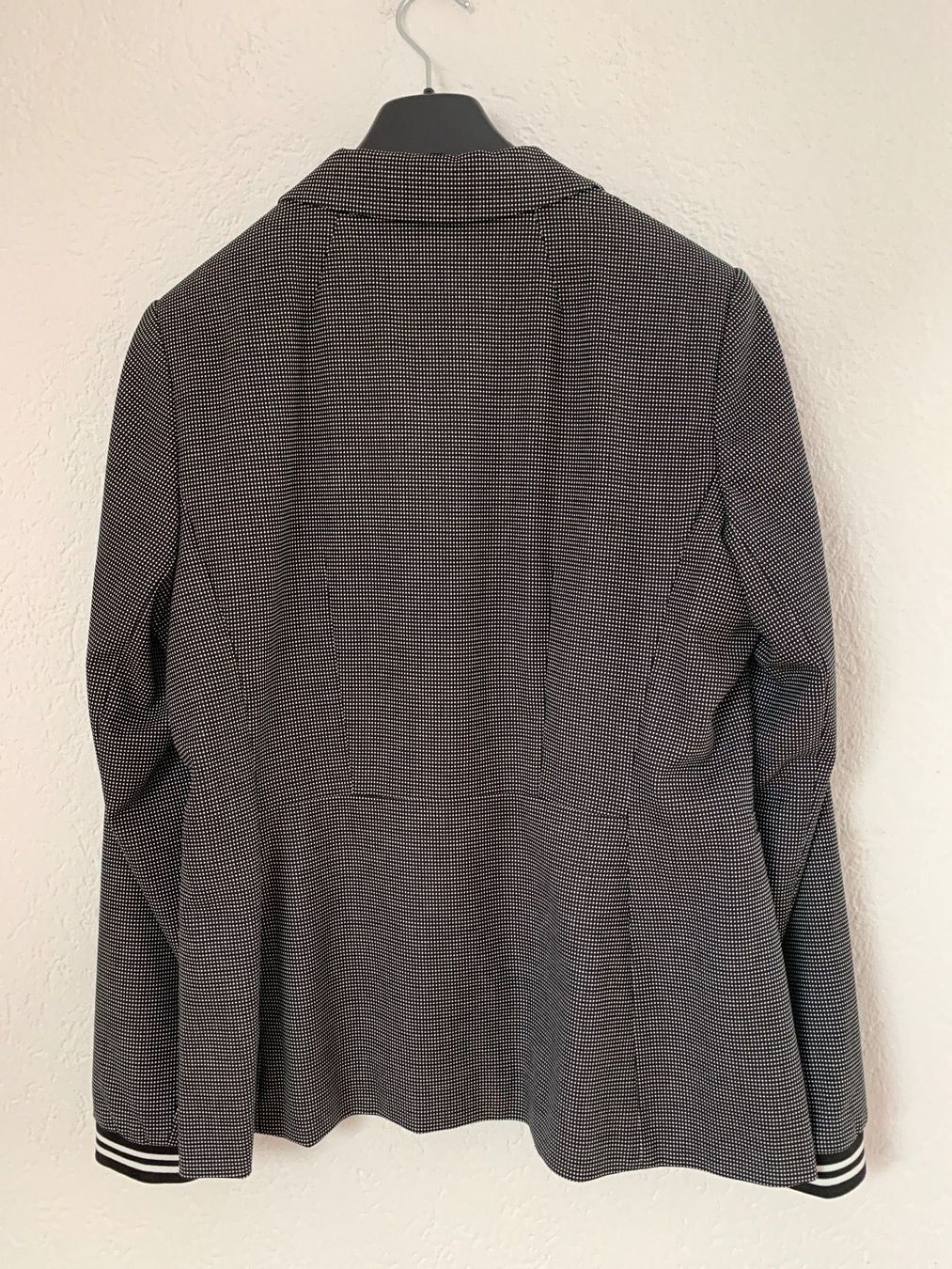 Comma Giacche: Comma - Sportlicher Blazer – Nuovo (secondo la descrizione) da Geuensee venduto da Gagisi 3