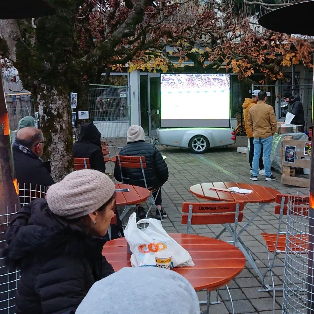 Monitor: LED Screen Outdoor – Usato da Lyss venduto da housi-lyss 2
