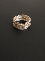 Ring mehrreihig Silber optik Groesse 63/64 guter Zustand