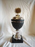Pokal schwarz