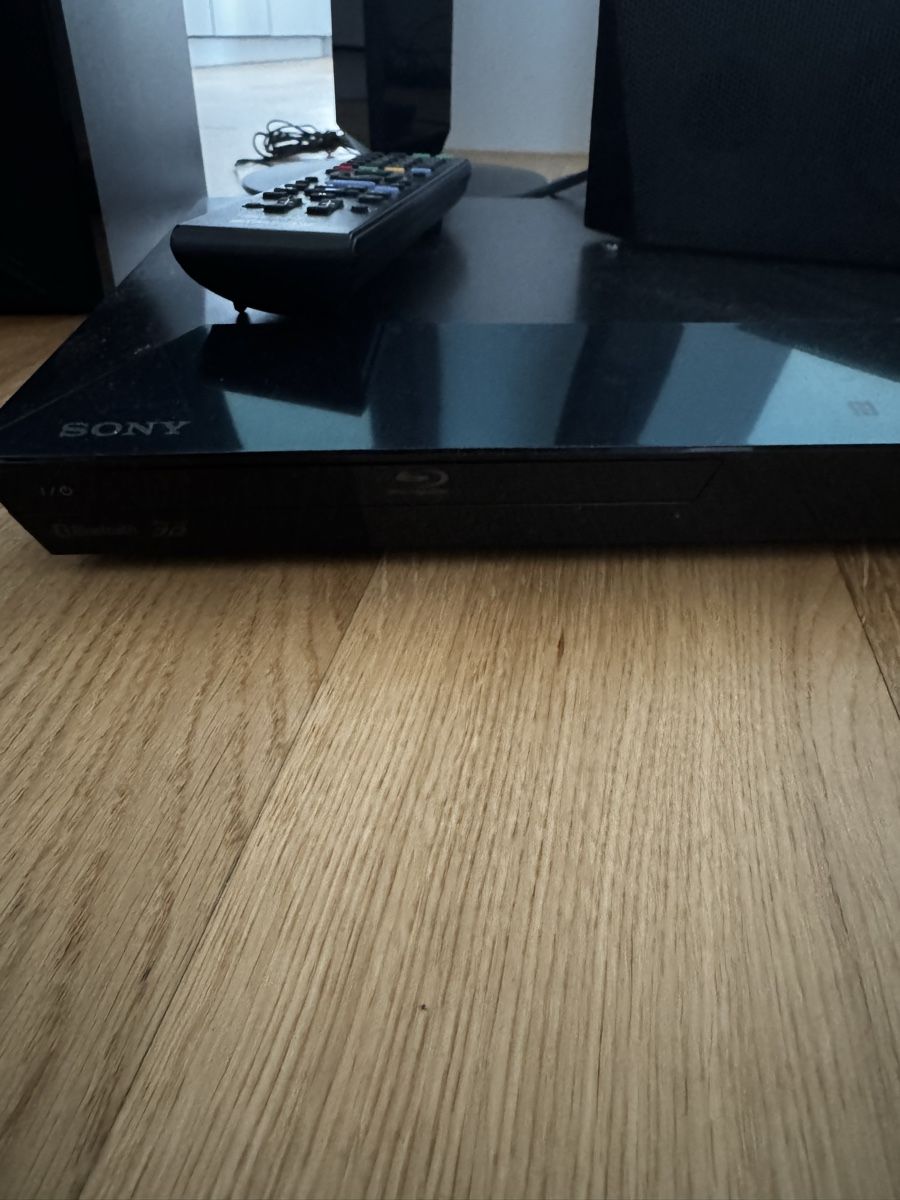 Sony Home Cinema: Sony Blu-ray Disc / DVD Home Theatre System BDV-E4100 – Usato da Adliswil venduto da nat_g5d6 2