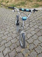 a vendre trotinette  bon état équipée de 2 freins sur jantes