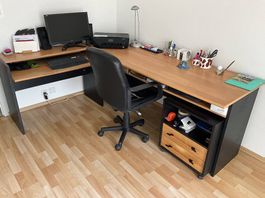 Bureau d'angle