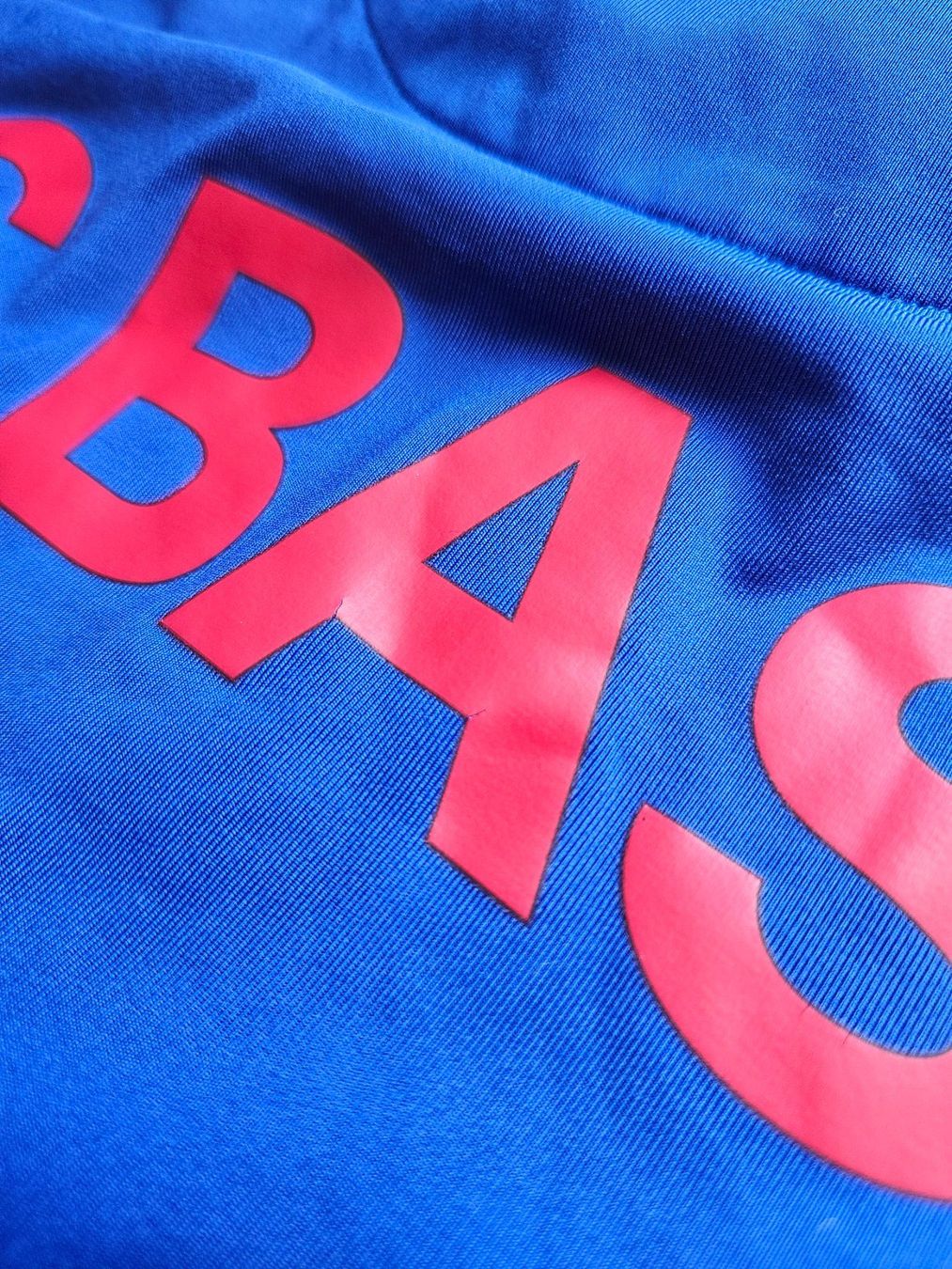 Maillots de corps & Pantalons: FC Basel Trainingsoberteil Macron #17 Grösse M FCB Jacke – D'occasion à Hägglingen par United-Village-Trade 7