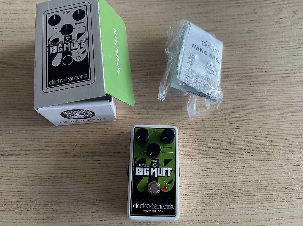 Musikinstrumente: Electro Harmonix Bass Nano Big Muff – Gebraucht aus Avry-sur-Matran von muenn