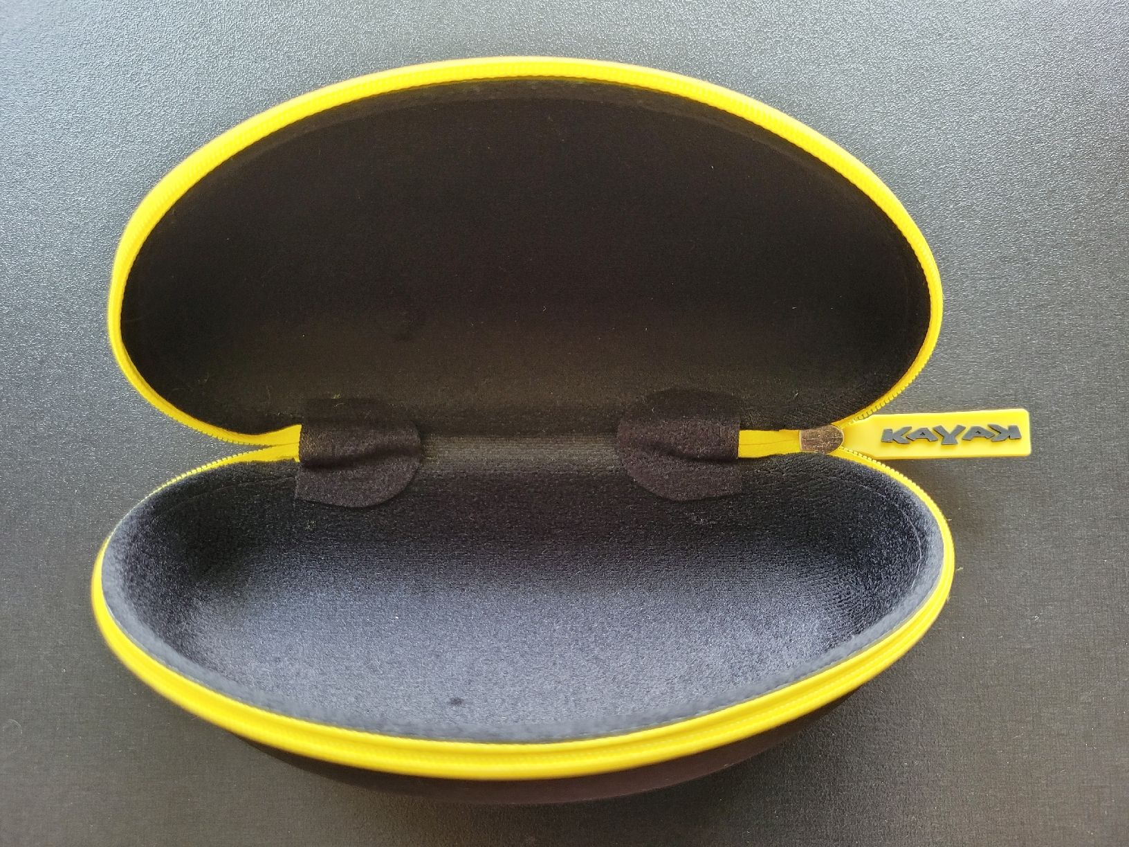 Sonstige Kleidung & Accessoires: Brillenetui "KAYAK" – Neu (gemäss Beschreibung) aus Flims Waldhaus von cil_6n8t 1
