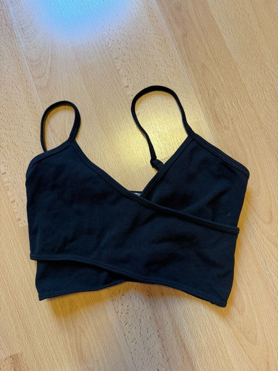 Lots de vêtements: Party Oberteile 7 Stück – D'occasion à Riehen par dku_s9gx 3