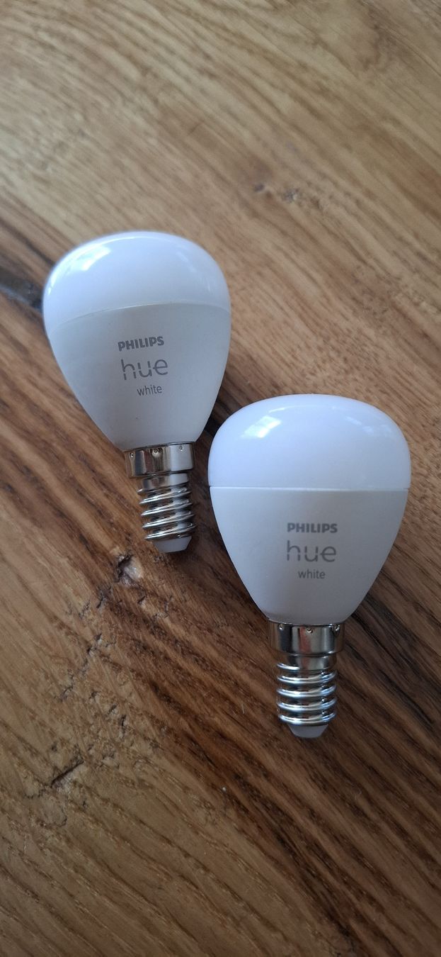 Philips Lampen: 2x Philips Hue White Glühbirnen E14 – Gebraucht aus Guntershausen von Jtattoo