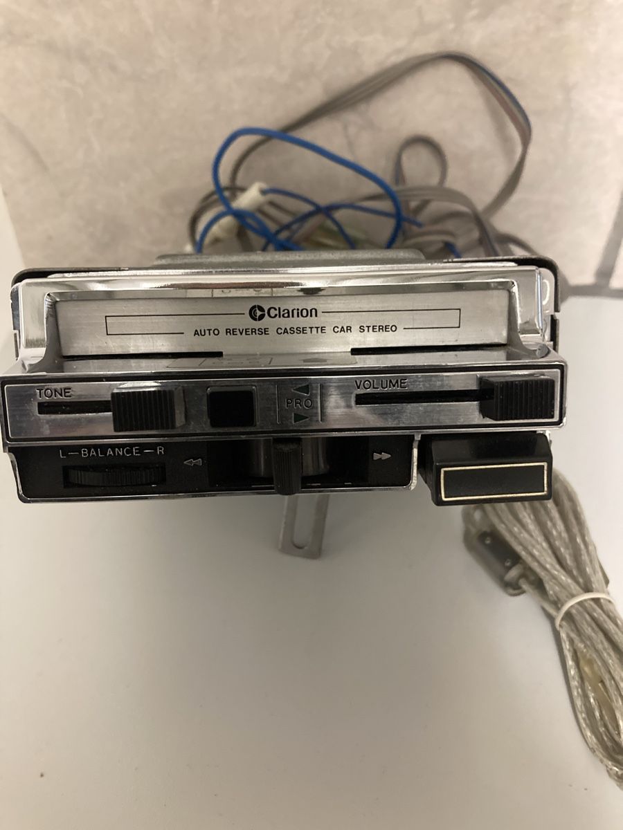 Musicassette: Clarion AUTO REVERSE CASSETTE CAR STEREO – Usato da Zürich venduto da Feri11