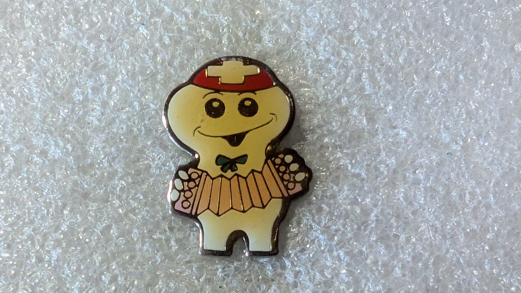 Placchette & Badge: Ansteckpin 230: Maga Bio – Usato da Oppligen venduto da Pin-Fall-Shop