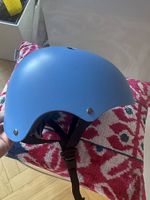 blauer Kinderhelm Skatehelm nagelneu