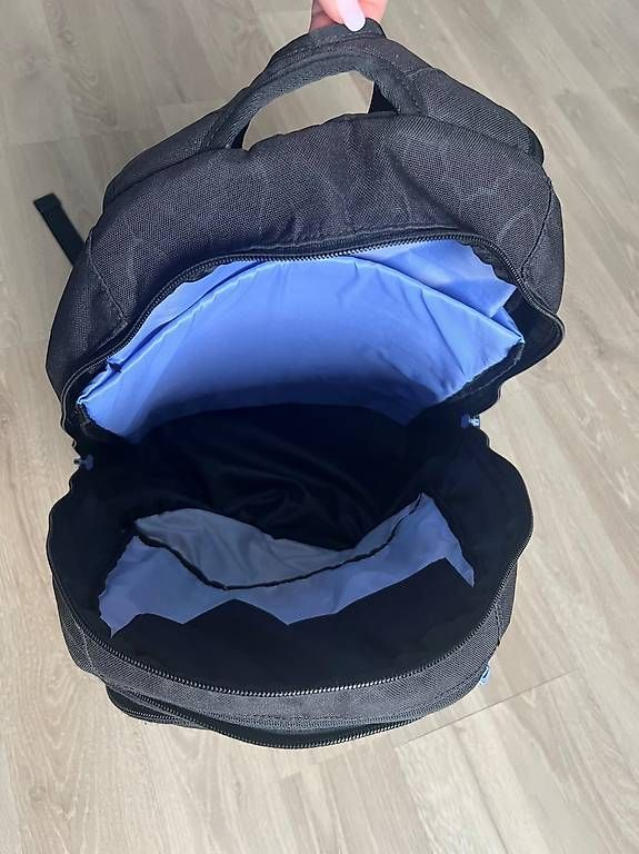 Dakine Zaini: Dakine Rucksack mit Laptopfach schwarz – Usato da Fulenbach venduto da Lin32 2