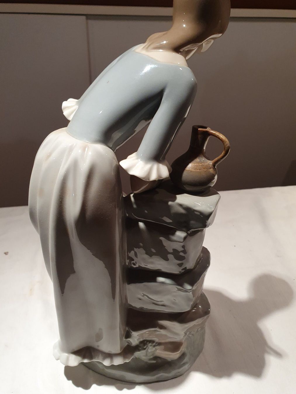 Lladro Statuette: Porzellan Figur "Wasserträgerin" Lladro Stil – Usato da Basel venduto da M2 1