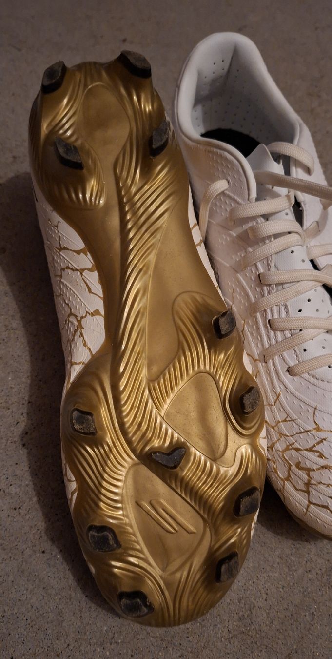 Scarpe da uomo: Fussballschuhe – Nuovo (secondo la descrizione) da Ursenbach venduto da Fuel90 1