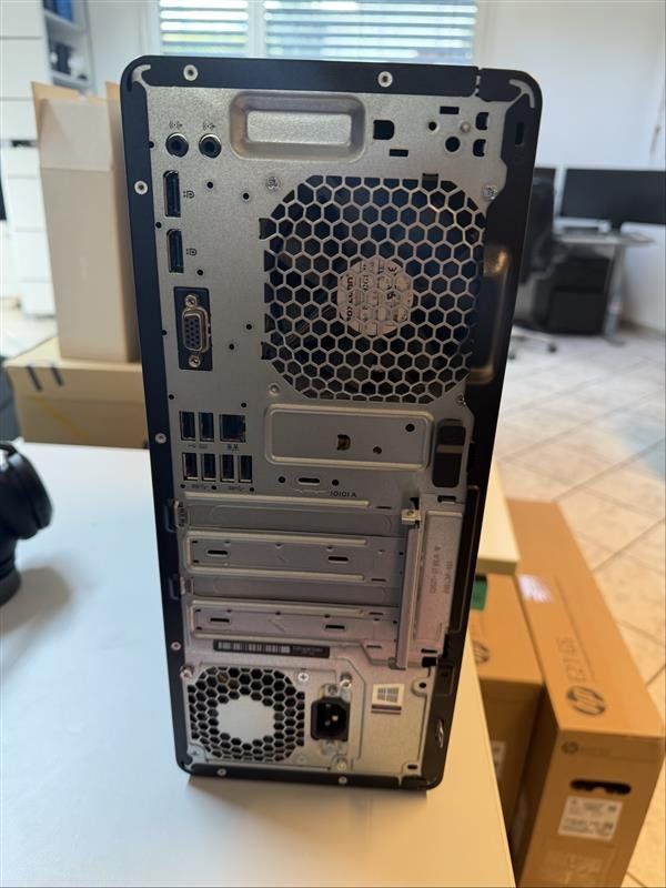 Hewlett Packard PC: HP Elitedesk 800 G3 TWR – Usato da Zizers venduto da Digitag0 3