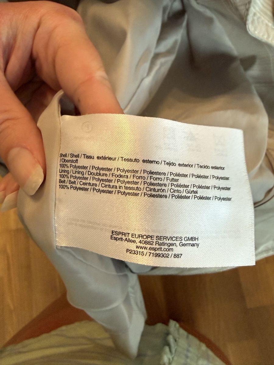 Esprit Giacche: Veste Esprit, taille 36, parfait état! – Usato da St-Sulpice VD venduto da elo_9ghs 2