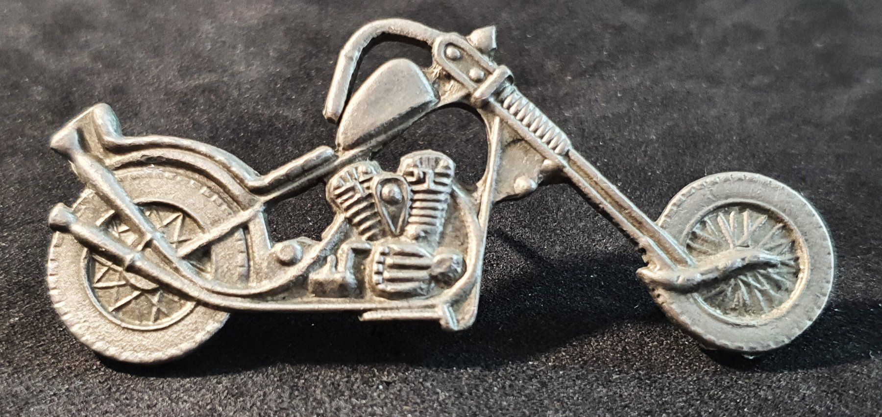 Placchette & Badge: CC672 - Pin 3D Motorrad / 6.5 cm. lang – Usato da Reinach BL venduto da Boston-Verkauf 2