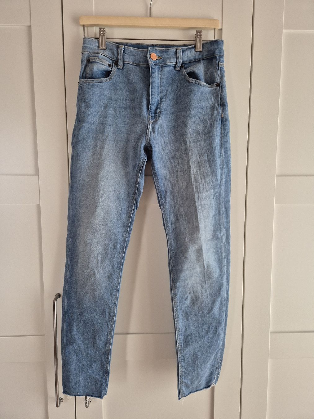 Pull&Bear Jeans: Pull&Bear Jeans, hellblau, Gr. 38, neu – Nuovo (secondo la descrizione) da Känerkinden venduto da melbaumg