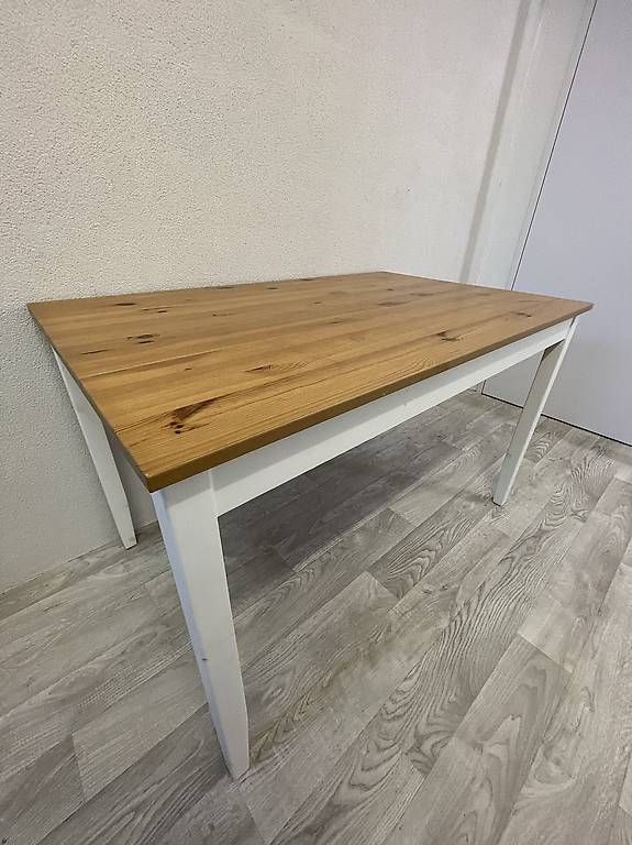 Tische: Esstisch – Gebraucht aus Olten von neni_85