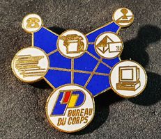 GG303 - Pin Polizei Police Genf Genève - Bureau du Corps