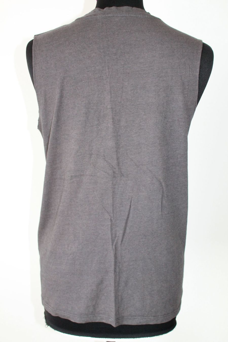 Levi's Tops: Top LEVIS M – Gebraucht aus Chez-le-Bart von jasse 1
