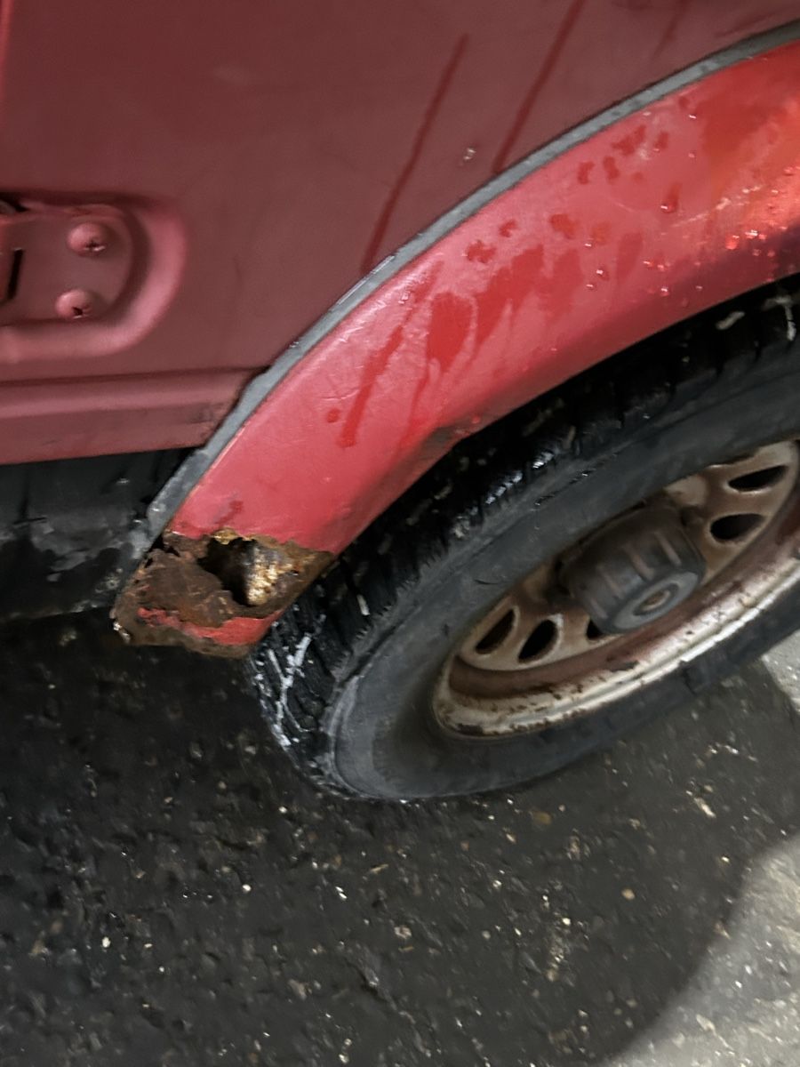 Suzuki Automobili: Suzuki Samurai – Usato da Sumiswald venduto da pult 4