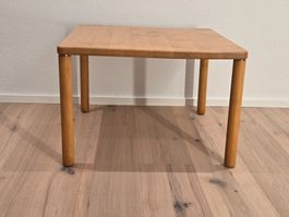 Quadratischer Tisch von Möbel, best of