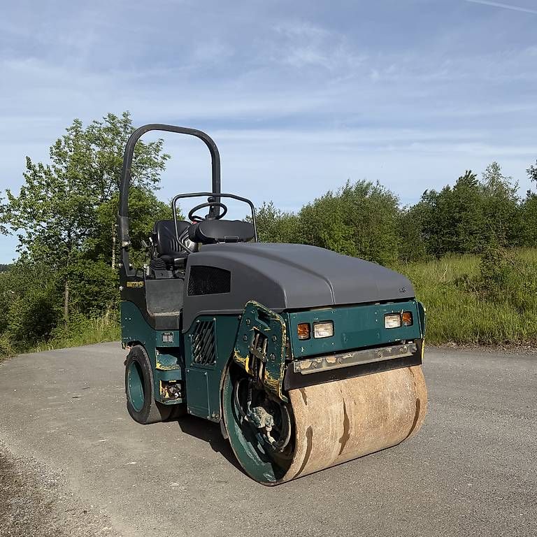 Bomag Tutte le macchine: Bomag Kombiwalze 2.6T – Usato da Menziken venduto da Tairi10 3