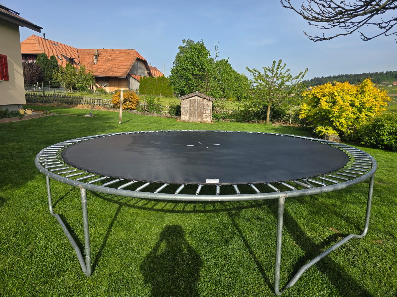 Trampolini: Trampolin 420cm Durchmesser und neuem Sprungtuch – Usato da Lobsigen venduto da liv_dx9r 1
