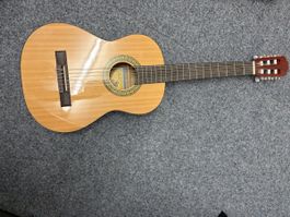 Voggy Kindergitarre 3/4 Grösse mit Tasche und Ständer