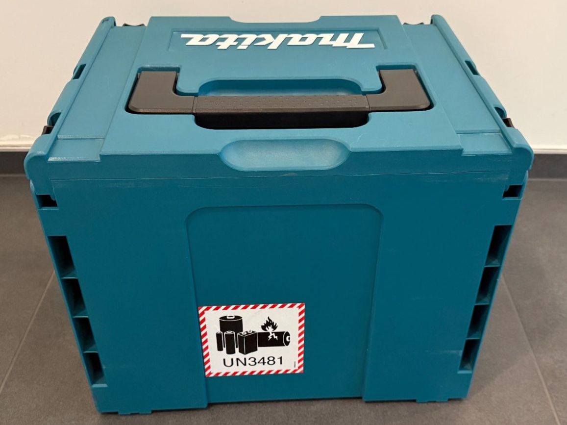 Makita Valises de voyage: Makita Werkzeugkoffer Gr.4 – D'occasion à Langnau i.E. par Ke.Bex 3