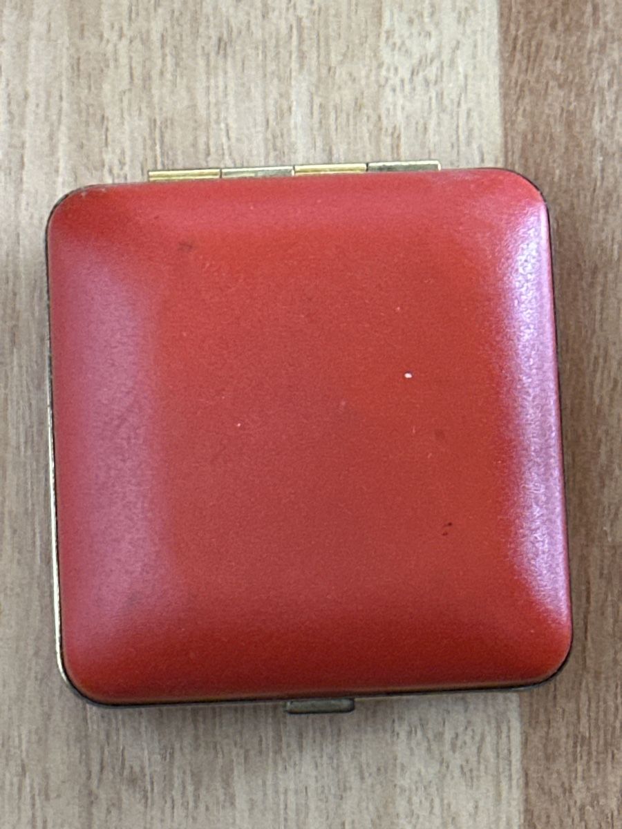 Sveglie: Reisewecker mit Etui, Vintage – Usato da St. Gallen venduto da mai_2lcj 2
