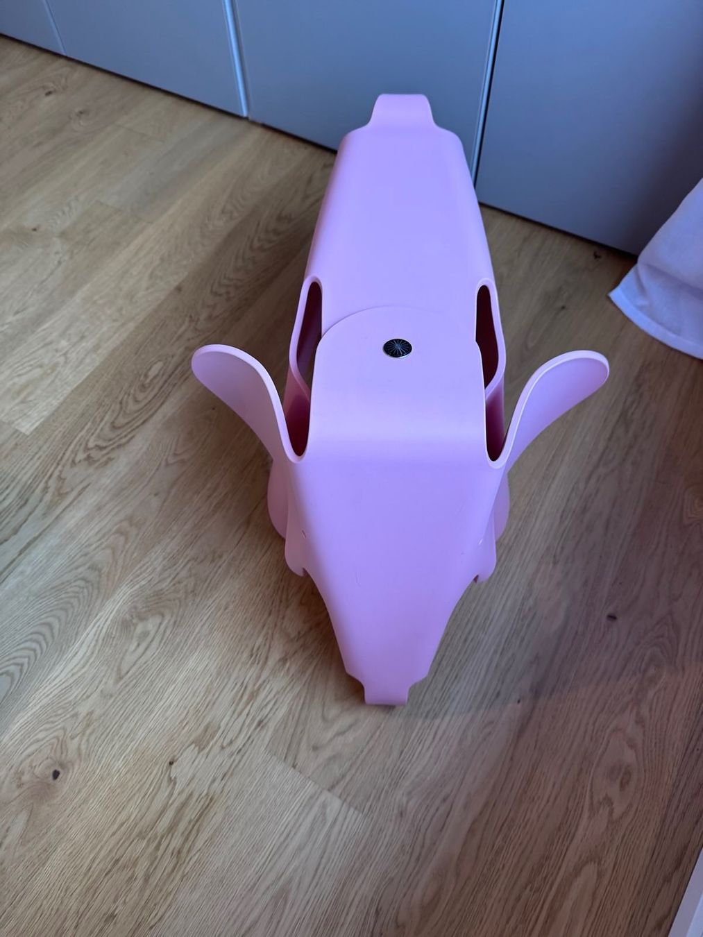 Vitra Hocker: Elephant Vitra - rosa – Gebraucht aus Schliern b. Köniz von SanPellegrino10 1