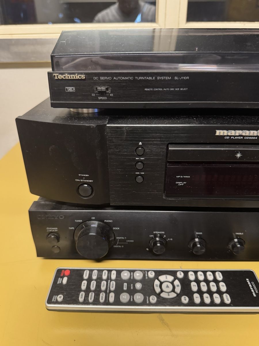 Amplificatori: Technics  Marantz  Verstärker  – Usato da Schlieren venduto da Freundlich02 2