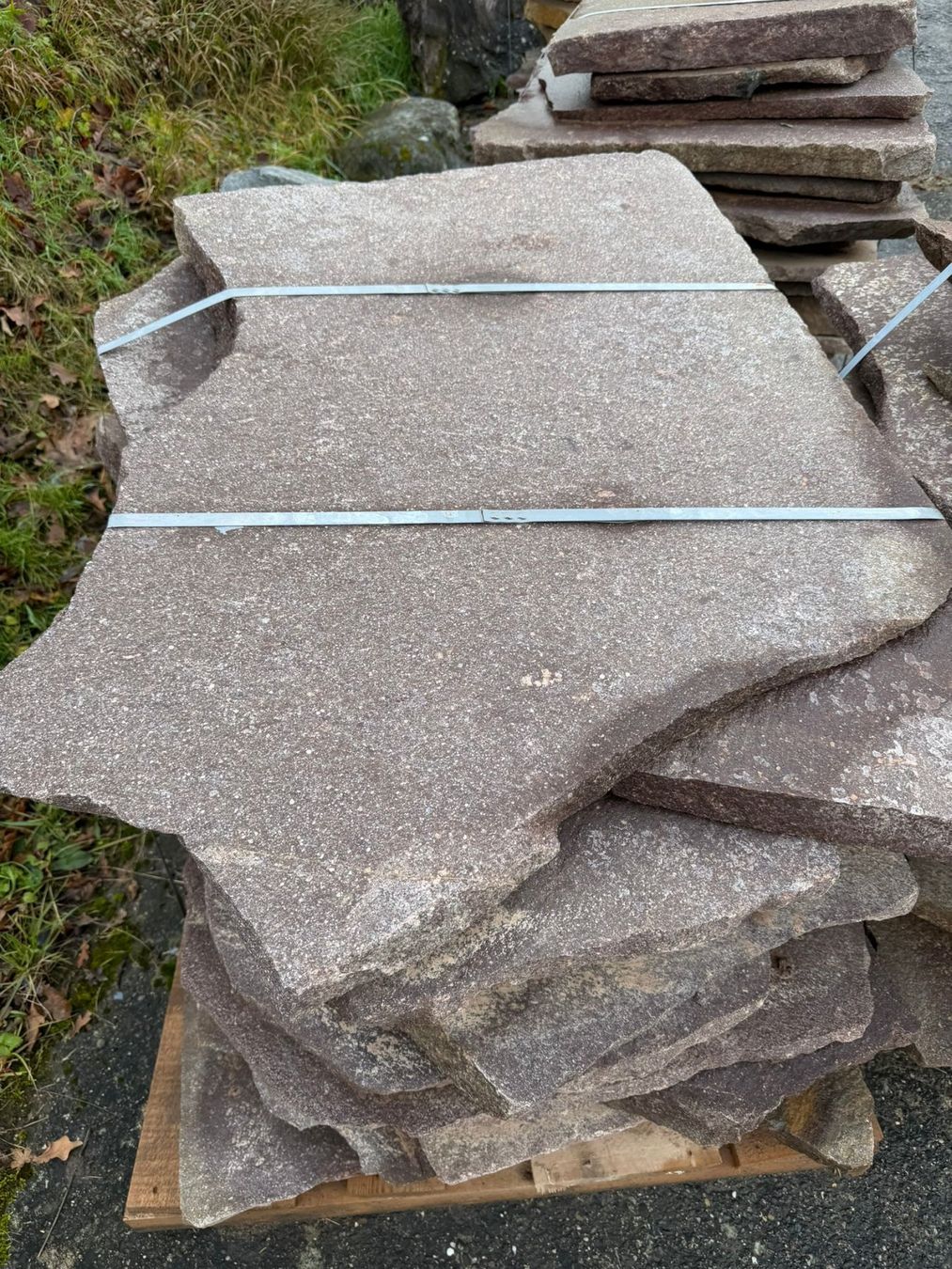 Pietre & tegole: Polygonalplatten - Porphyr naturrau – Nuovo e nell'imballaggio originale da Lengwil venduto da JuliBB 2