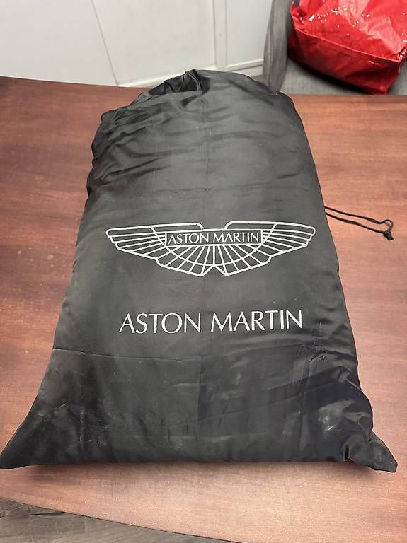 Topcase: Aston Martin Vantage Cover – Usato da Steffisburg venduto da Hamidi_AG