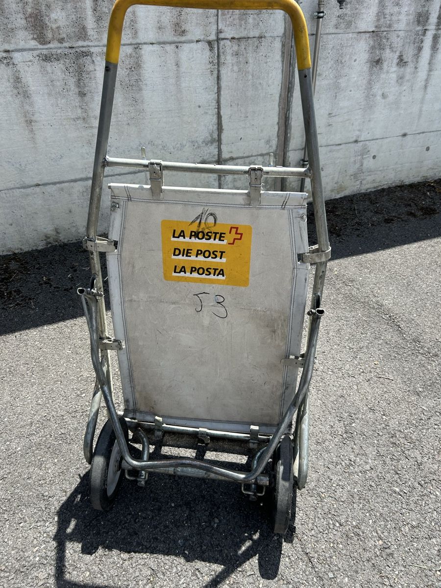 Valigie & Borse: Chariot de poste pliable La Poste Suisse, robuste, parfait é – Usato da Thierrens venduto da Bigla